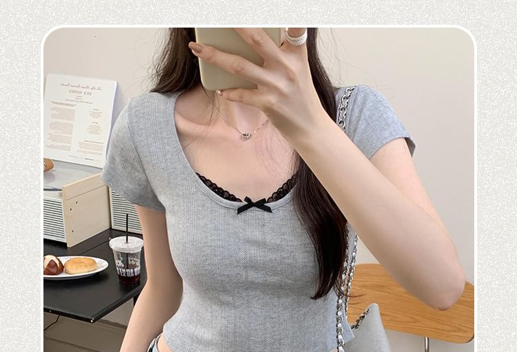 Trim Short Scoop Sleeve Neck Lace Crop Top