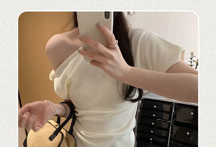 Asymmetrical Short-Sleeve Tee Plain