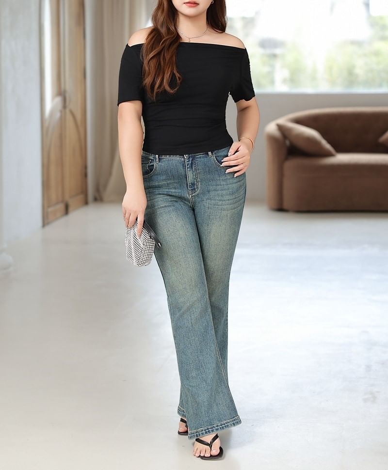 Plain V-Neck Short-Sleeved Cropped Top