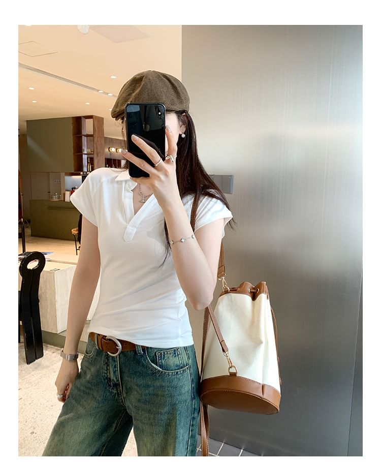 Plain Slim-Fit V-Neck Short-Sleeved Polo Shirt