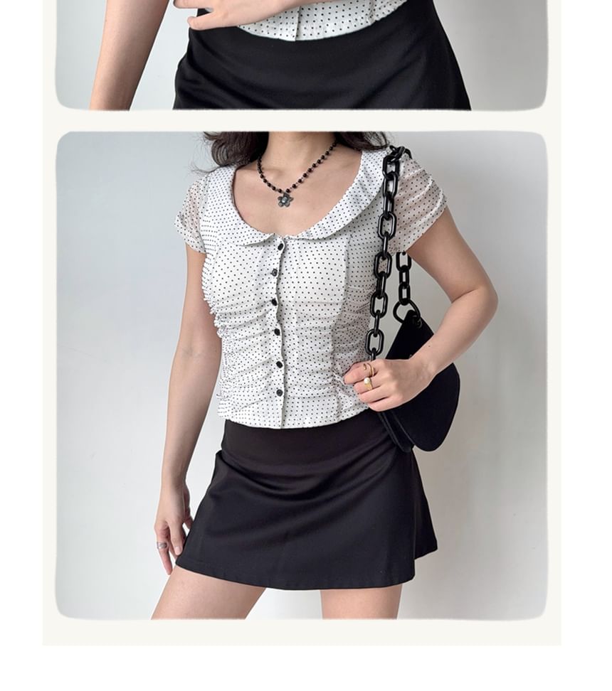 Dotted Slim-Fit Short-Sleeved Blouse