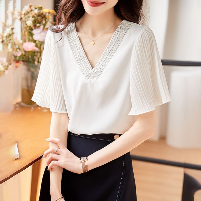 Sheer Paneled Accordion-Pleated V-Neck Short-Sleeved Blouse