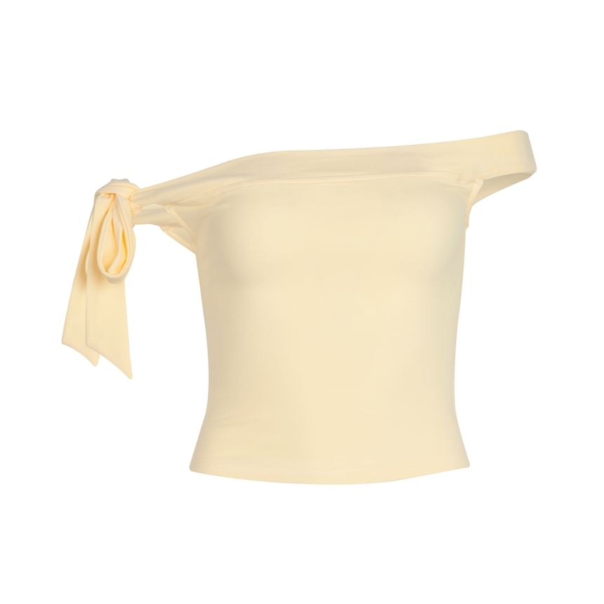 Plain Off-Shoulder Short-Sleeved Cropped T-Shirt