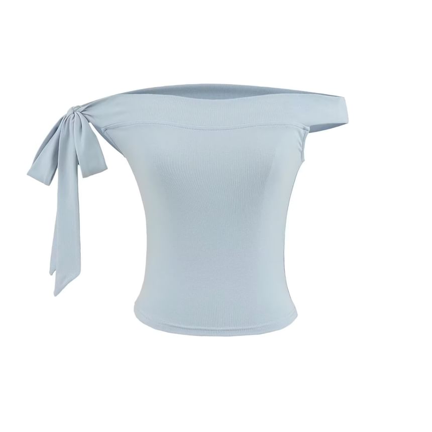 Plain Off-Shoulder Short-Sleeved Cropped T-Shirt
