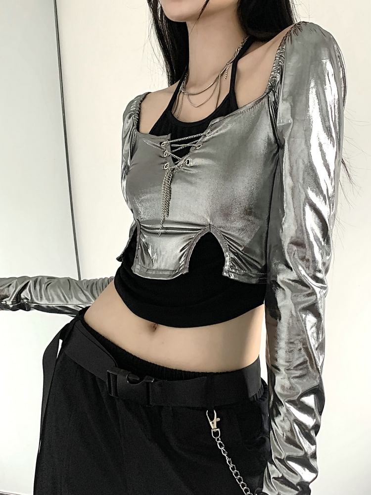 Mock Two-Piece Long-Sleeve Halter-Neck Chained-Up Crop Top / Low Waist Cargo Pants