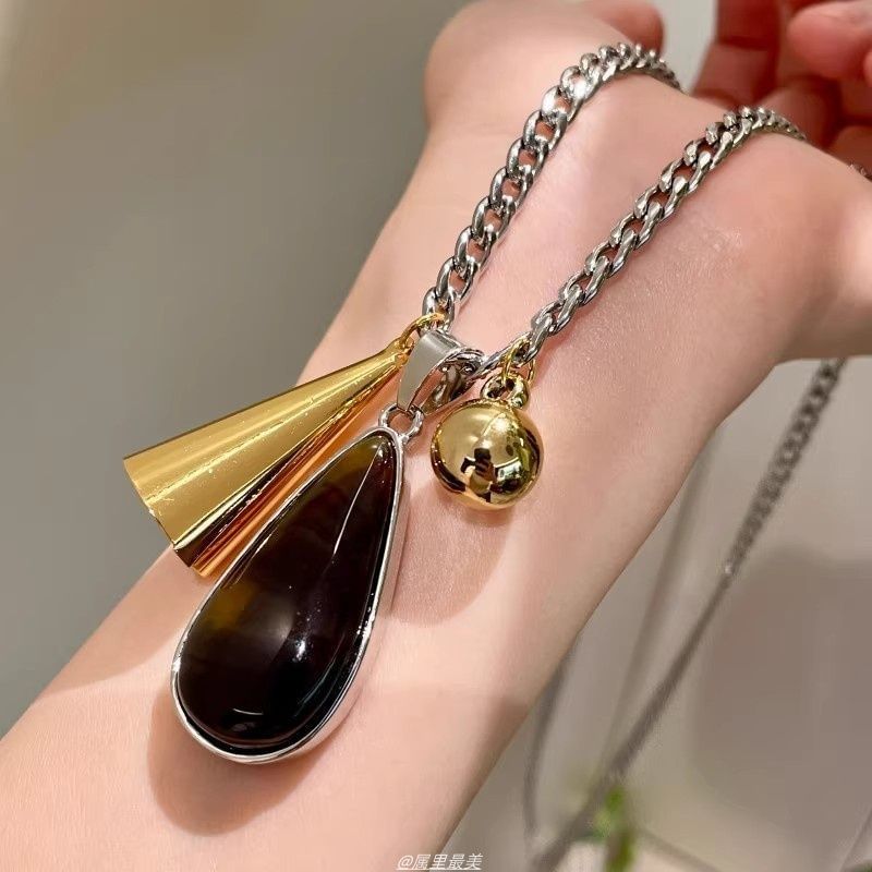 Resin Chain Cuban Droplet Pendant Necklace