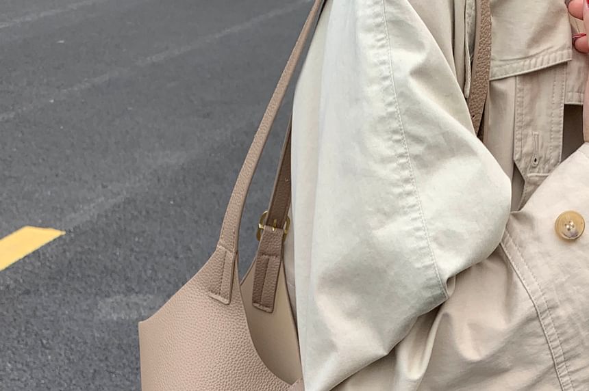 Pouch Shoulder Buckle With Bag