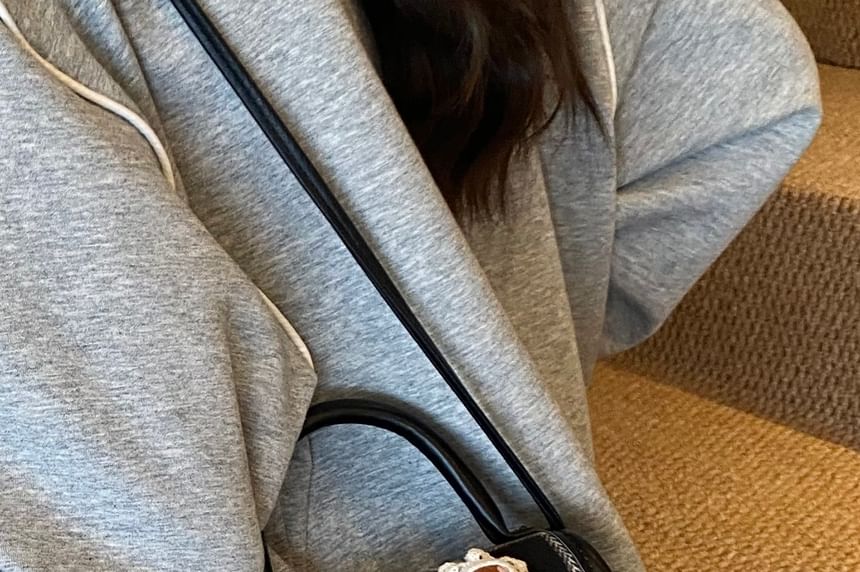 Handle Plaid Applique Flap Heart Crossbody Bag Top