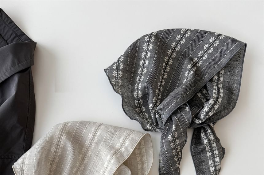 Floral Headkerchief Print