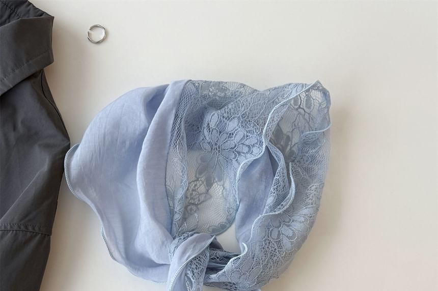 Panel Lettuce Edge Lace Scarf