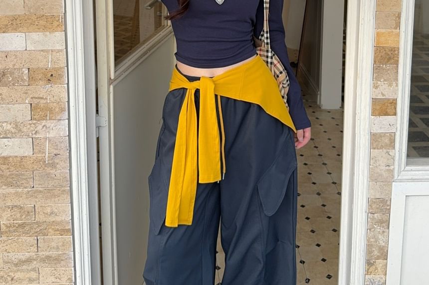Long Sleeve Crew Neck Contrast Trim Tee / Scarf / Drawstring Waist Plain Wide Leg Cargo Pants / Set