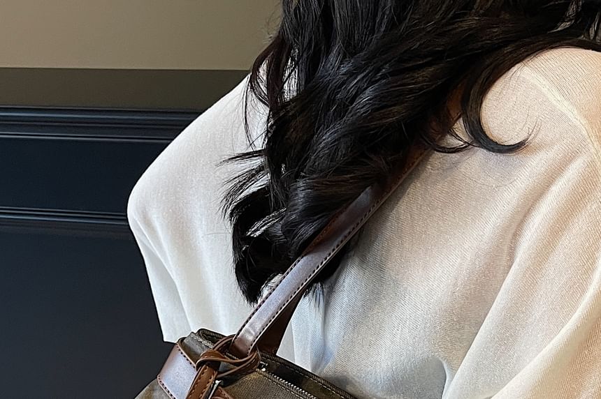 With Bag Pouch Belted Tote