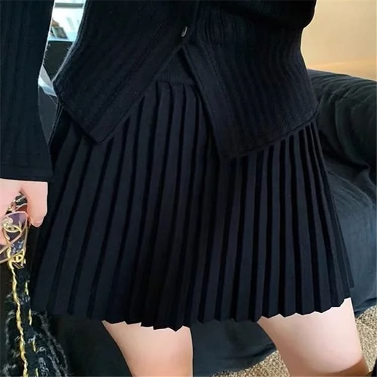 High-Rise Knit Pleated Mini Skirt