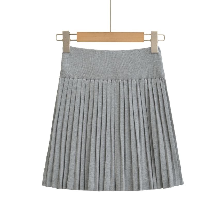 High-Rise Knit Pleated Mini Skirt