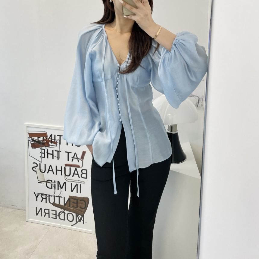 Plain Front-Slit V-Neck Puff-Sleeved Blouse
