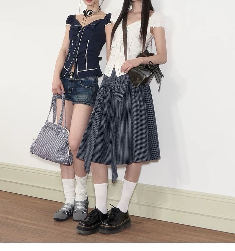 Short-Sleeve V-Neck Plain Ruched Blouse