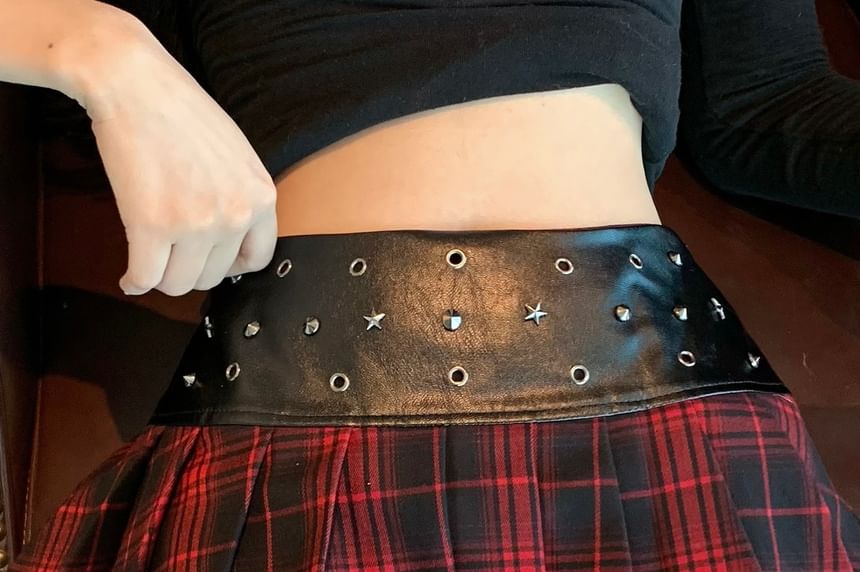 Plaid Mini Pleated Skirt - Mid Waist