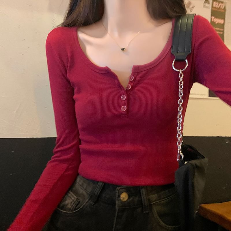 Plain Scoop-Neck Long-Sleeved Henley Tee