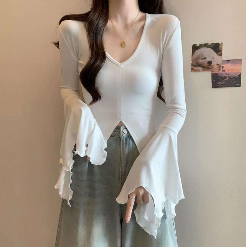 Plain Slit V-Neck Bell Long-Sleeved Top