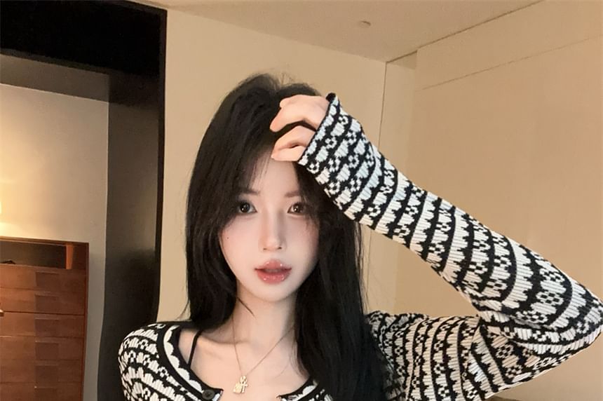 Tweed Button-Up Crop Jacket