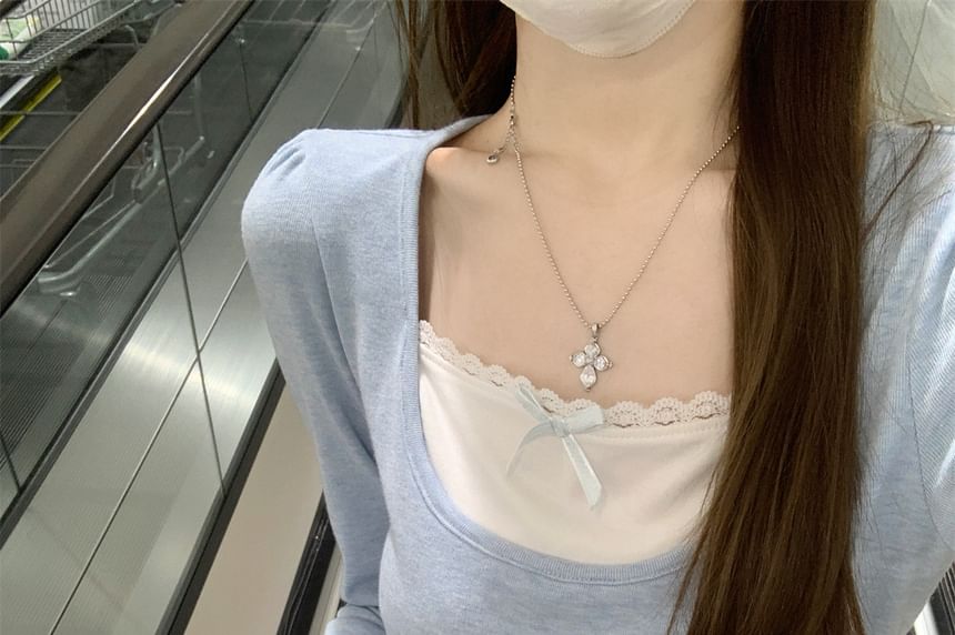 Two-Tone Square-Neck Sleeved Mock-Layer Top