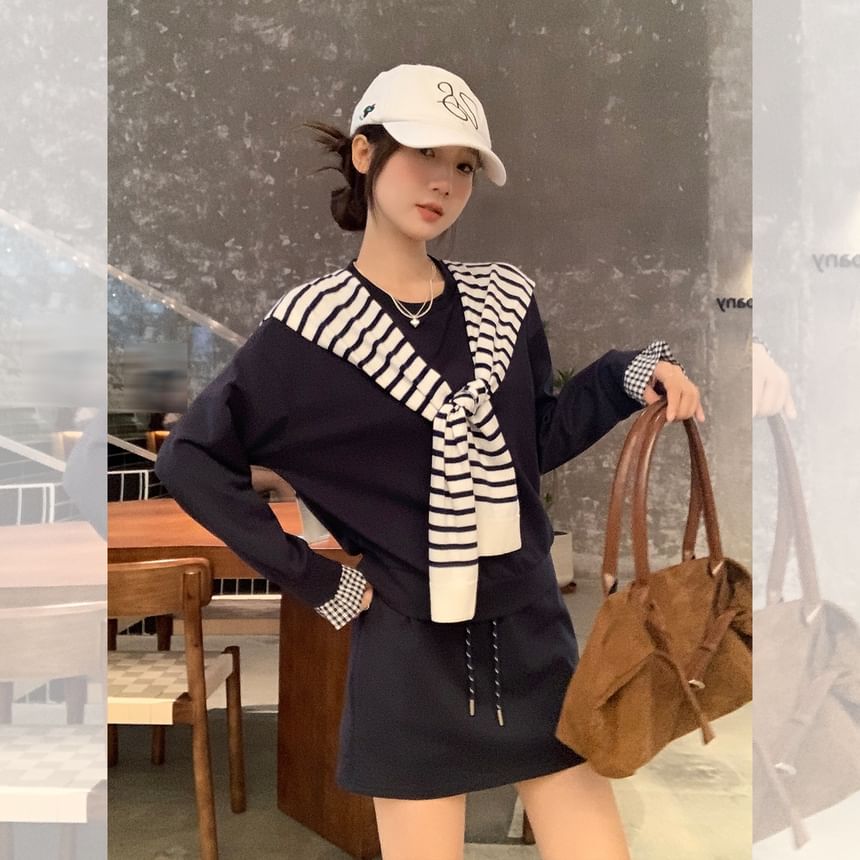 Striped Shawl + Plain Crewneck Pullover
