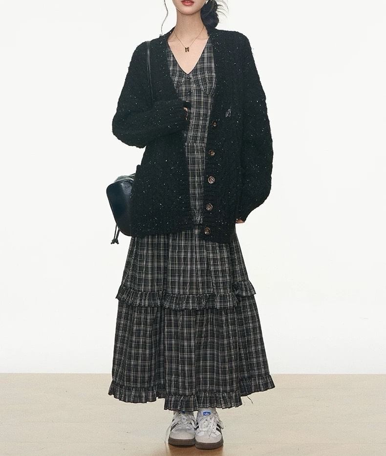 Sleeveless V-Neck Ruffle Trim Tiered Maxi A-Line Dress / Speckle Embroidered Button-Up Cable Knit Cardigan