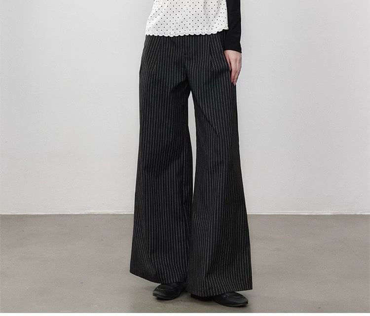 Mock Two-Piece Long-Sleeve Dotted Lace Trim Slim Fit Top / High Waist Striped Wide Leg Pants