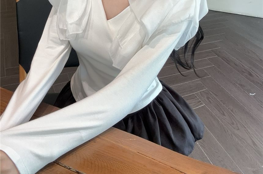 Plain Ruffle-Panel V-Neck Sleeved T-Shirt