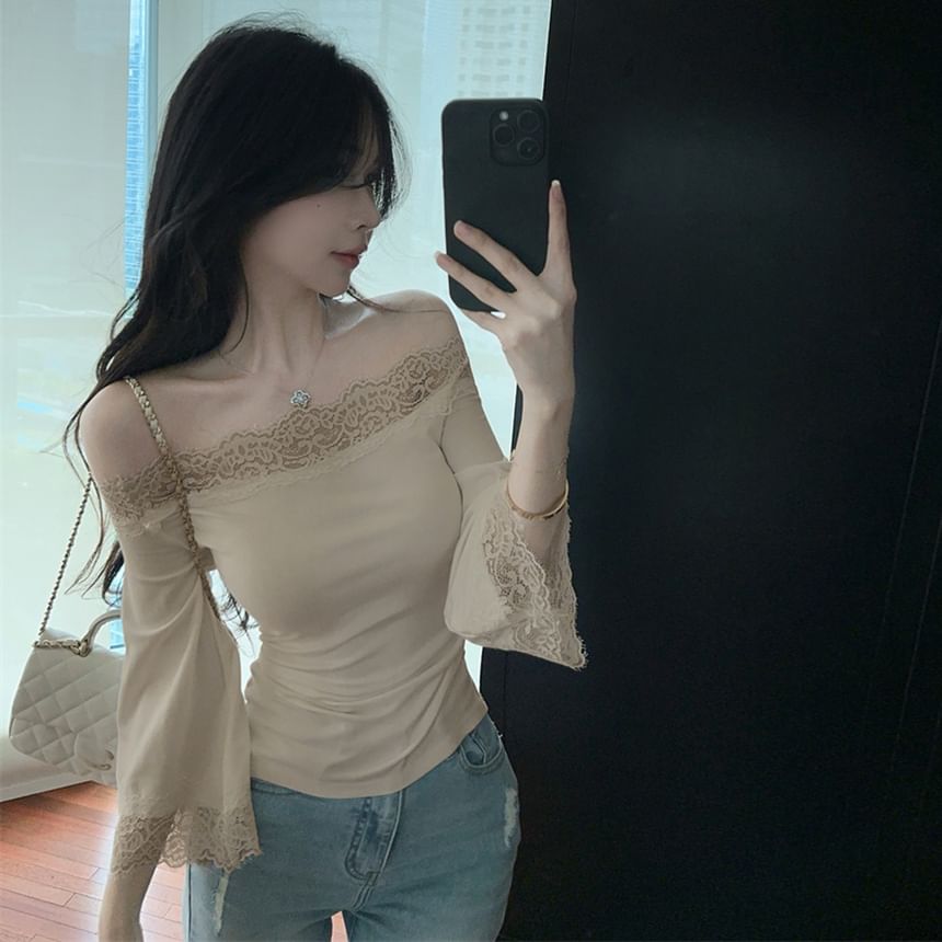 3/4-Sleeve Off-Shoulder Lace Panel Slim Fit Top