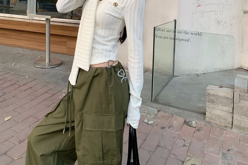 Long-Sleeve Tie-Neck Plain Crop Knit Top / Drawstring Waist Baggy Cargo Pants
