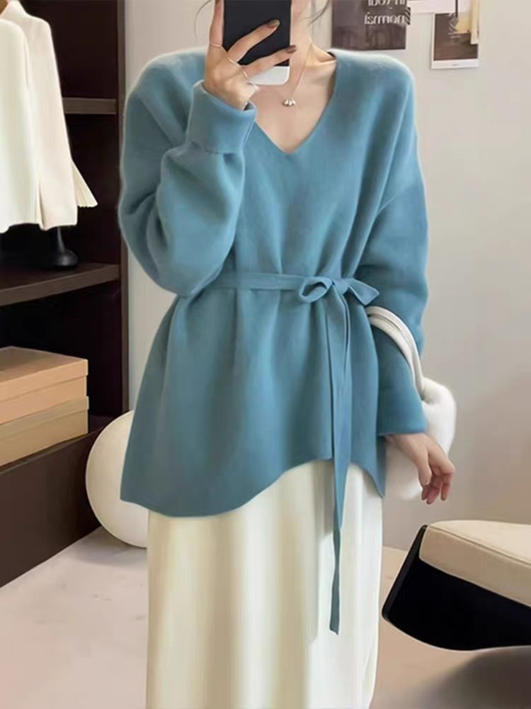 Asymmetric Slit V-Neck Extended Sleeve Knitwear Pullover