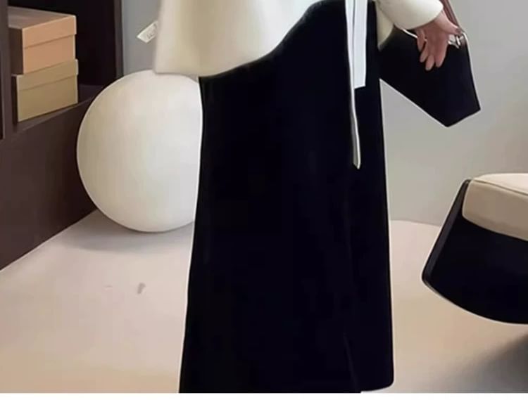 Asymmetric Slit V-Neck Extended Sleeve Knitwear Pullover