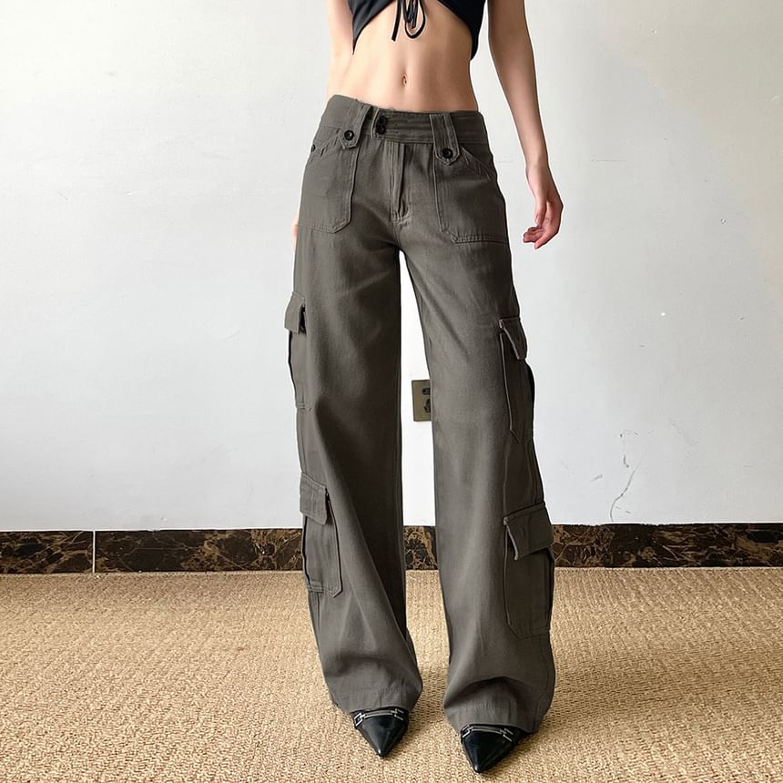 Low Waist Plain Pocket Straight-Fit Wide-Leg Cargo Pants