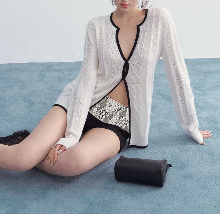 V-Neck Plain Contrast Trim Pointelle Knit Sweater / Low Rise Lace Trim Hot Pants