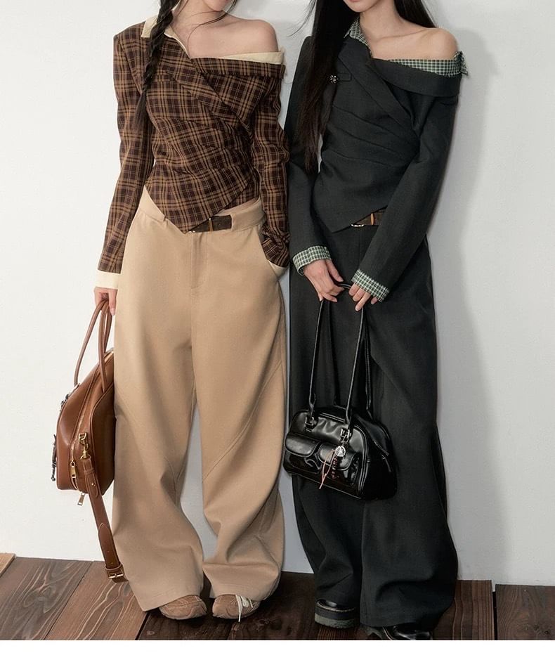 Long-Sleeve One-Shoulder Asymmetrical Blouse / High Waist Plain Wide Leg Pants