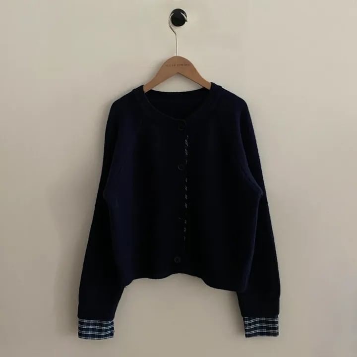 Plaid Trim Crewneck Button Cardigan