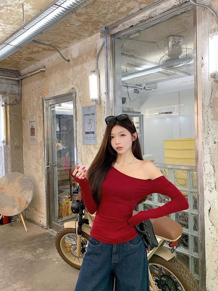 Asymmetric One-Shoulder Long-Sleeve Basic Tee
