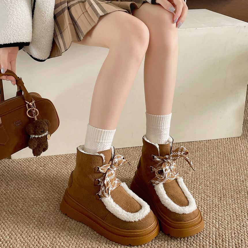 Fleece Panel Faux Suede Lace Up Short Snow Boots