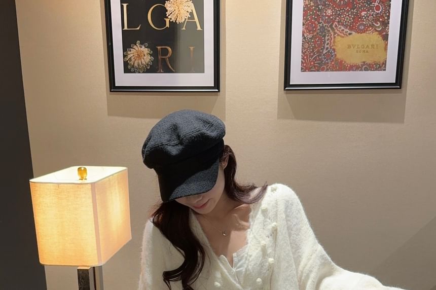Eyelet Lace Cami Top / V-Neck Long Sleeve Bobble Sweater