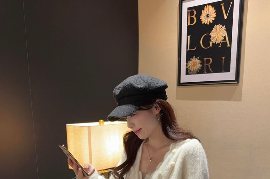 Eyelet Lace Cami Top / V-Neck Long Sleeve Bobble Sweater