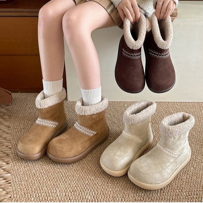Platform Embroidered Fleece-Lined Faux Suede Short Snow Boots