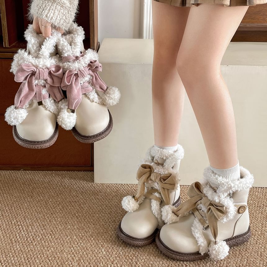 Platform Pom Pom Fleece-Lined Lace-Up Short Snow Boots