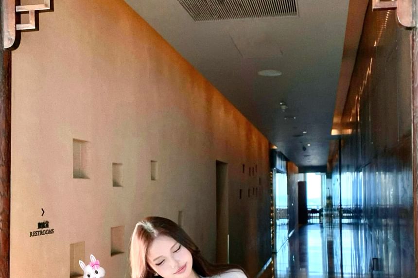 Long-Sleeve Ruffle Collar Button-Up Blouse / High Waist Tweed Shorts / Lace-Trim Jacket / Floral Brooch / Set