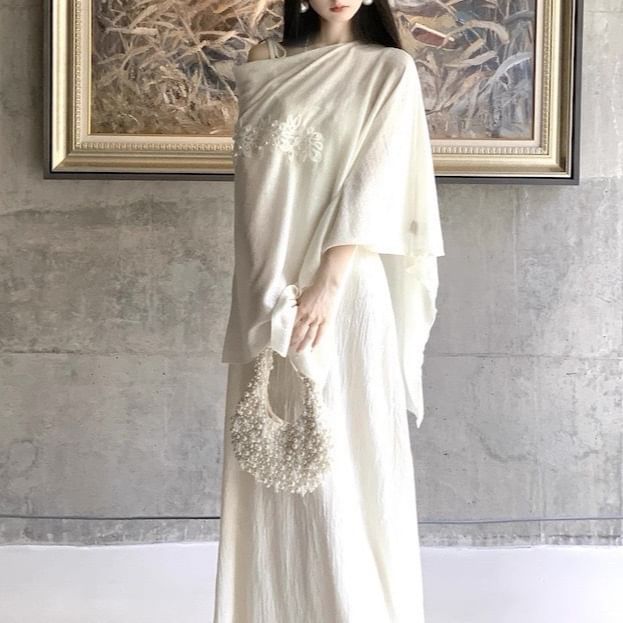 Tie Shoulder Plain Floral Applique Maxi A-Line Dress / Cape