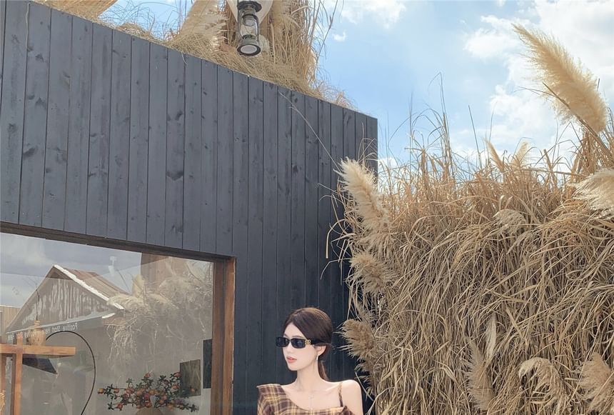 Long Sleeve Cold Shoulder Plaid Ruffle Mini A-Line Dress / Belt / Band Collar Plain Faux Suede Zip Jacket / Set