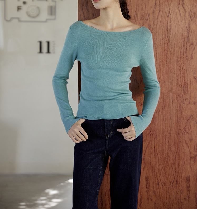 Long Sleeve Boat Neck Plain Knit Top