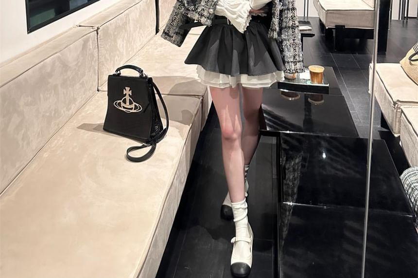 Plaid Tweed Jacket / Long-Sleeve Plain Blouse / Mini Skirt