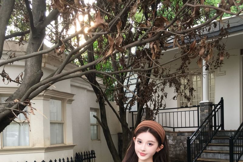 Button-Up Tweed Jacket / Mini Skirt / Belt / Set