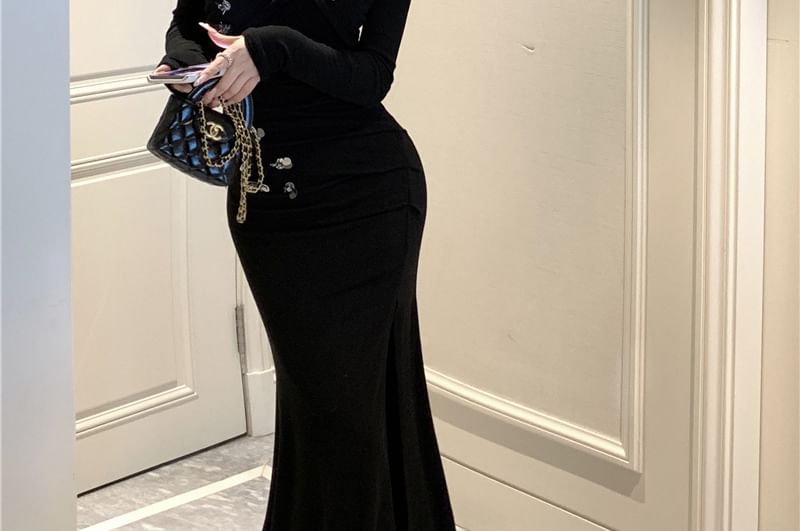 Long-Sleeve Off Shoulder Sequined Slit Maxi Mermaid Dress